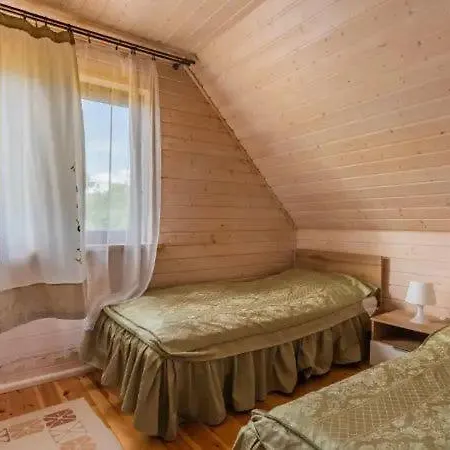 Agrodomek Nad Stawem 度假居